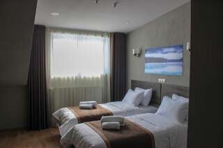 Отель GeoGraphy Hotels Гудаури Двухместный номер с 1 кроватью или 2 отдельными кроватями и хорошим видом-1